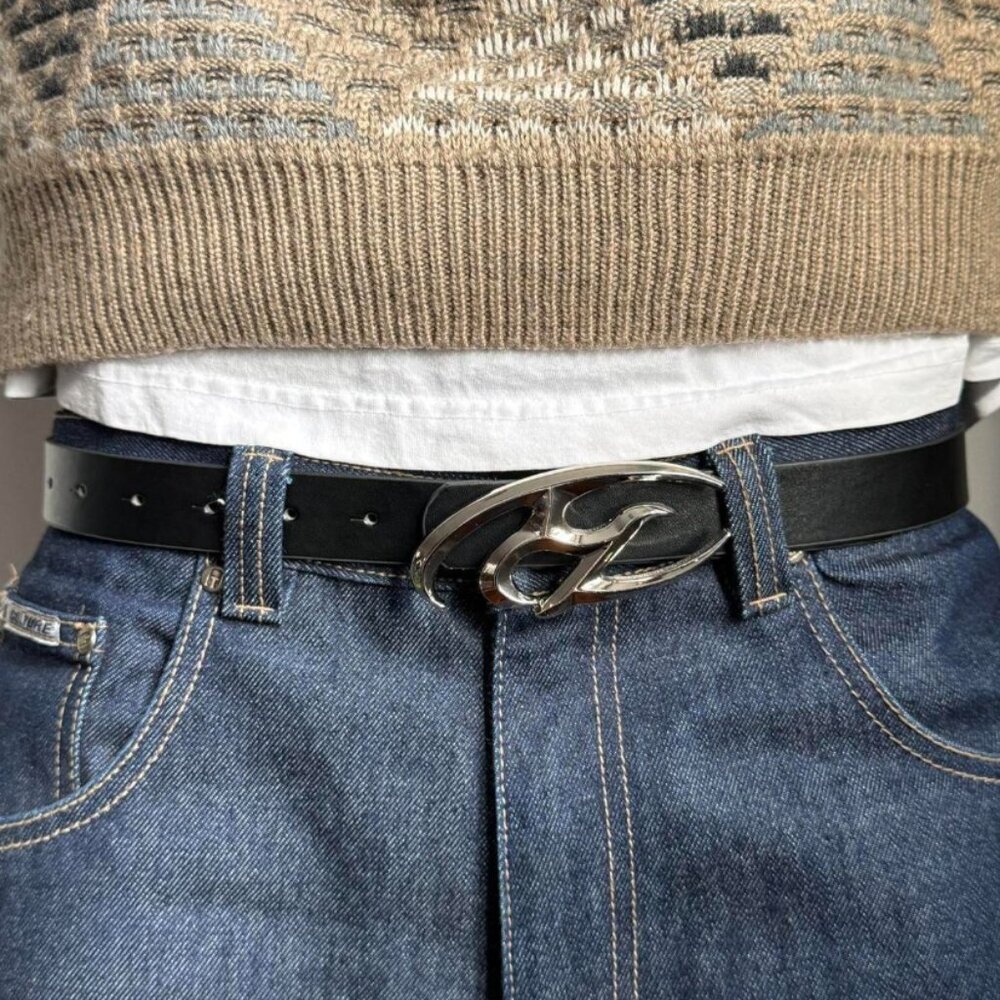 y2k 2000s chrome star futuristic emblem black and silver grunge emo belt - Picture 7 of 8